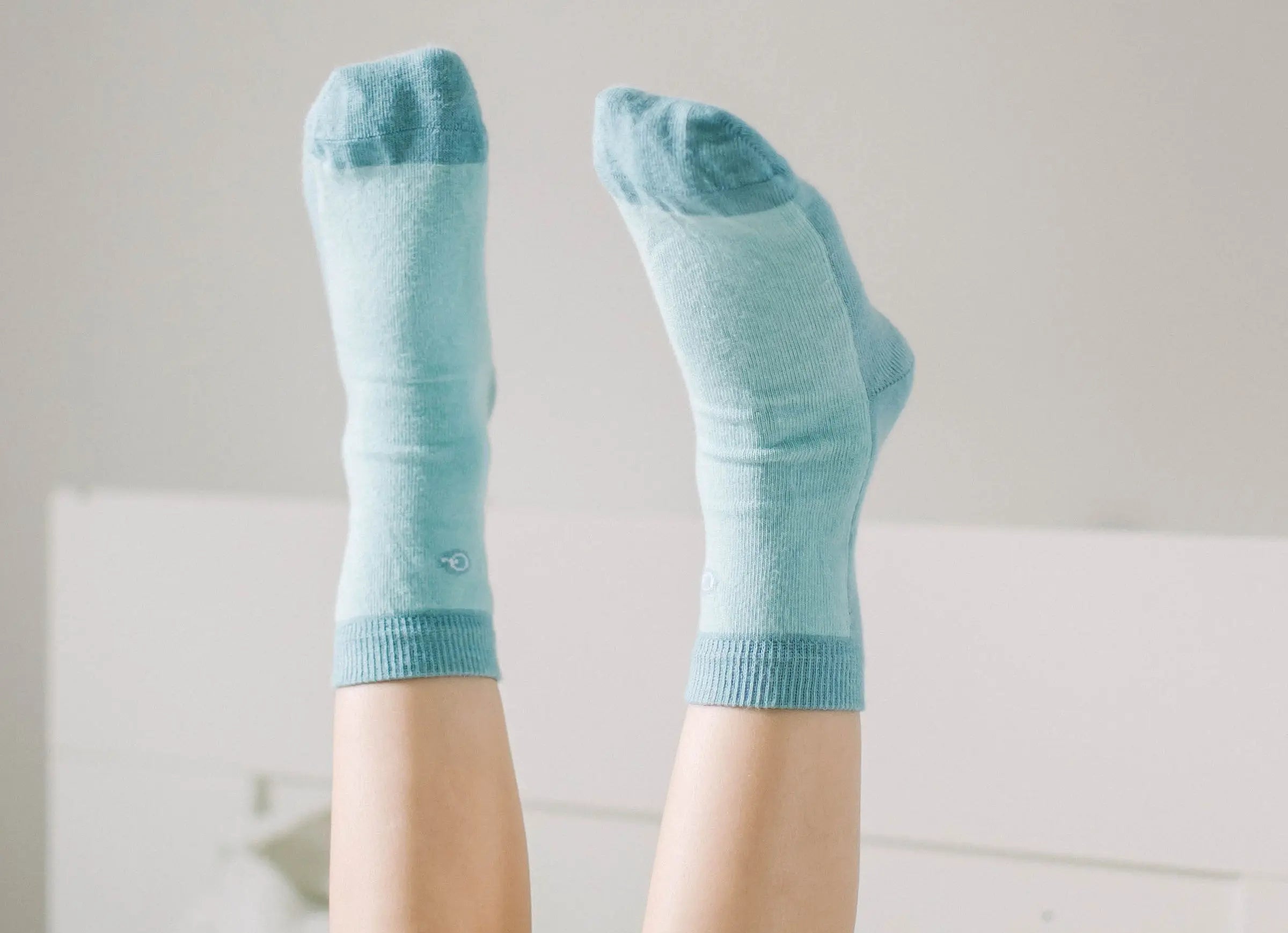 What are the Best Socks for Eczema on Feet?