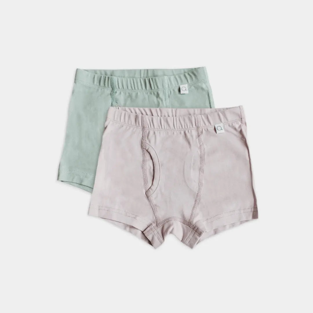 Soft boxers briefs, without itchy seams or labels.From organic Cotton.
